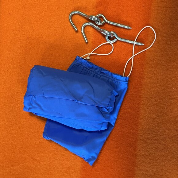 NWOT GOLDEN HAMMOCKS 1-Person 100% Nylon Camping Hammock With Mosquito Net - Picture 4 of 5